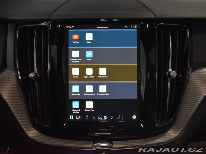 Volvo XC60 2,0 B5 AWD Plus Dark 2025