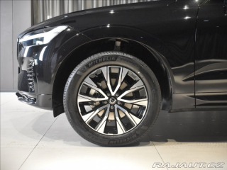 Volvo XC60 2,0 B5 AWD Plus Dark 2025
