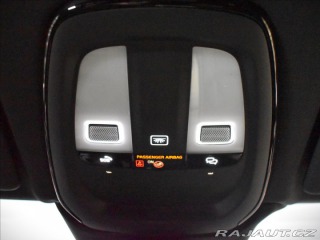 Volvo XC60 2,0 B5 AWD Plus Dark 2025