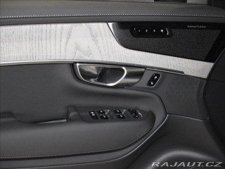 Volvo XC90 2,0 T8 AWD Plus Bright  P 2025