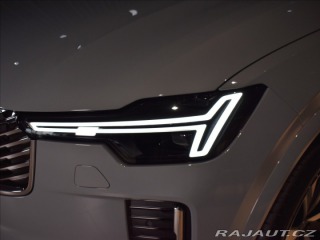 Volvo XC90 2,0 T8 AWD Plus Bright  P 2025
