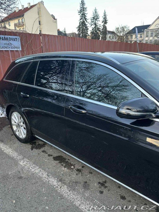 Mercedes-Benz E 2,0 E 220 d 4MATIC All-Te 2018