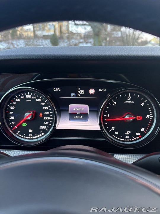 Mercedes-Benz E 2,0 E 220 d 4MATIC All-Te 2018