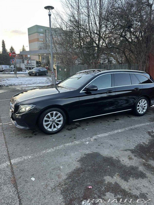 Mercedes-Benz E 2,0 E 220 d 4MATIC All-Te 2018