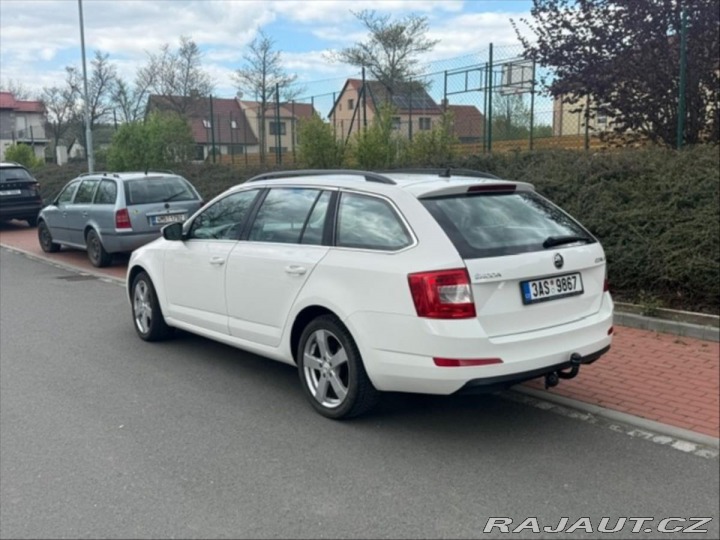 Škoda Octavia 2,0 TDI 110 kw, Webasto 2013