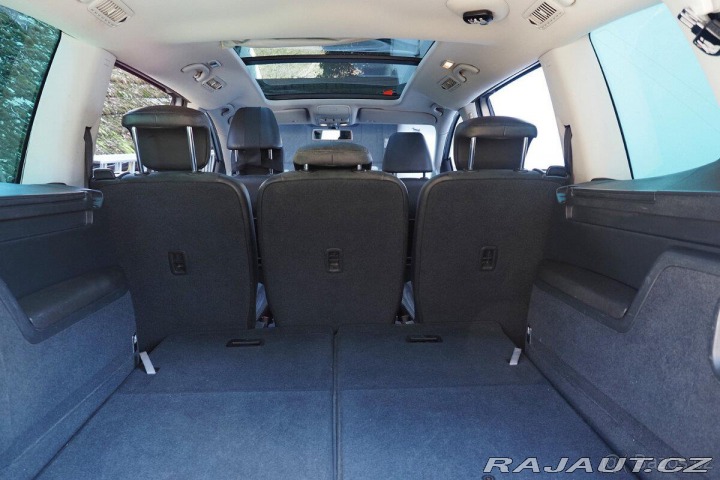 Volkswagen Sharan 2,0 TDI 125kW BMT Highlin 2011