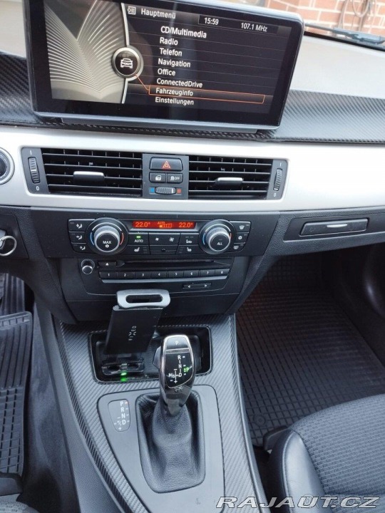 BMW 3 3,0 E91 LCI 325d 2012