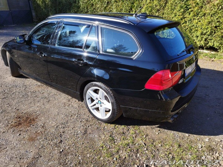 BMW 3 3,0 E91 LCI 325d 2012