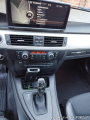 BMW 3 3,0 E91 LCI 325d 2012