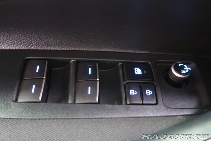 Toyota Corolla 1.8Hybrid,CZ,1Maj,Comfort 2022