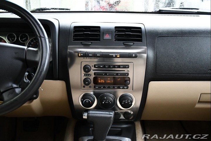 Hummer H3 5.3 V8 ALPHA ČR 2009