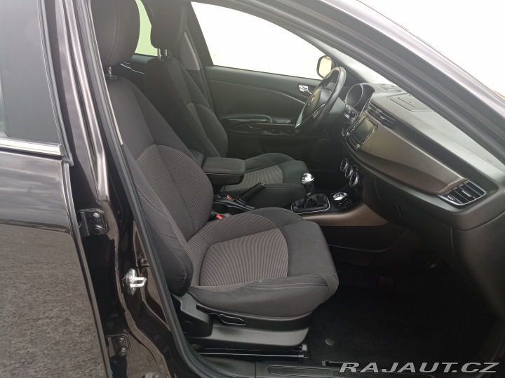 Alfa Romeo Giulietta 1.6 M-JTD/Navi/1maj 2015