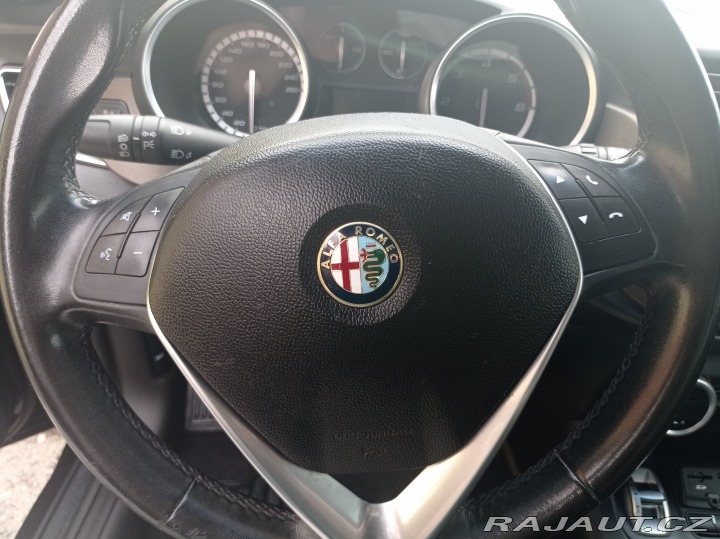 Alfa Romeo Giulietta 1.6 M-JTD/Navi/1maj 2015