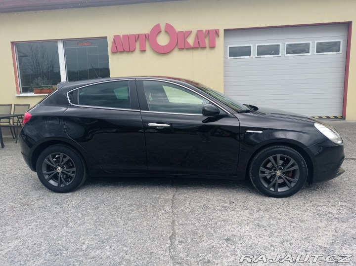Alfa Romeo Giulietta 1.6 M-JTD/Navi/1maj 2015