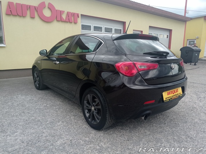 Alfa Romeo Giulietta 1.6 M-JTD/Navi/1maj 2015