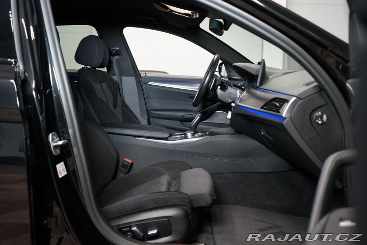 BMW 5 M550ix 390kW H/K Tažné 36 2021
