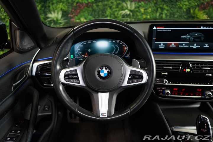 BMW 5 M550ix 390kW H/K Tažné 36 2021