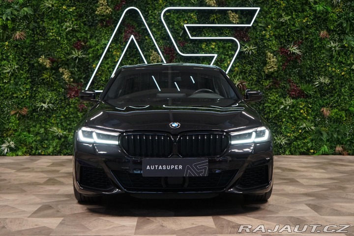 BMW 5 M550ix 390kW H/K Tažné 36 2021