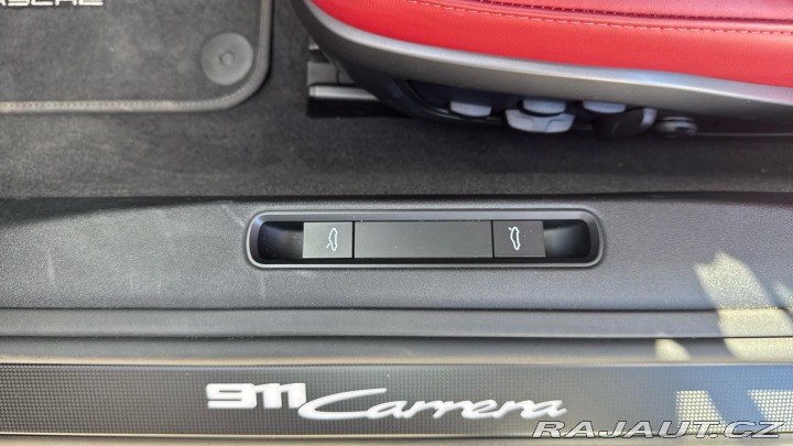 Porsche 911 Carrera Cabrio 2023