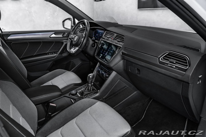 Volkswagen Tiguan 2,0BiTDI R-line 4M DSG Ne 2020