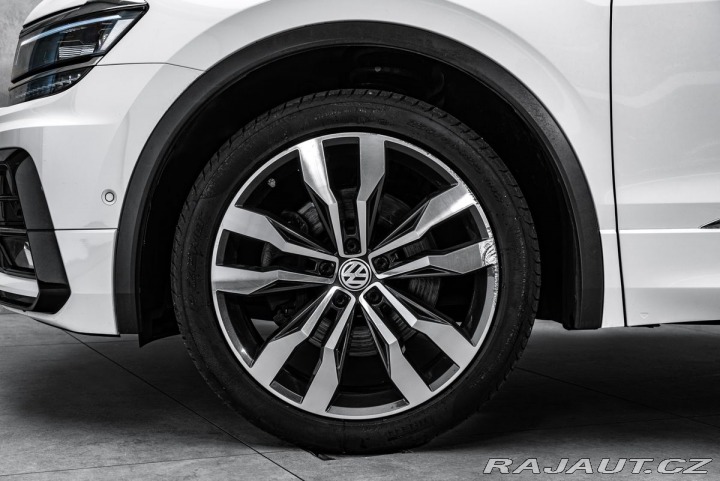 Volkswagen Tiguan 2,0BiTDI R-line 4M DSG Ne 2020