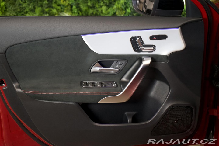 Mercedes-Benz A 35 AMG 4M Aero Track Pace 2024