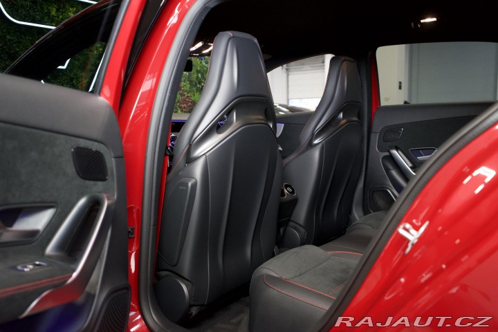 Mercedes-Benz A 35 AMG 4M Aero Track Pace 2024