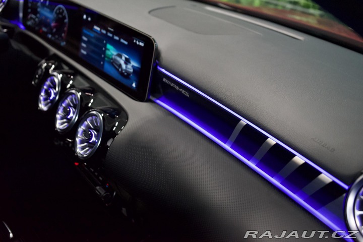 Mercedes-Benz A 35 AMG 4M Aero Track Pace 2024