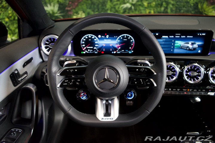 Mercedes-Benz A 35 AMG 4M Aero Track Pace 2024