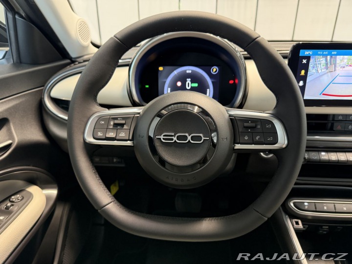 Fiat 600 La Prima BEV 54kWh 156k 2025