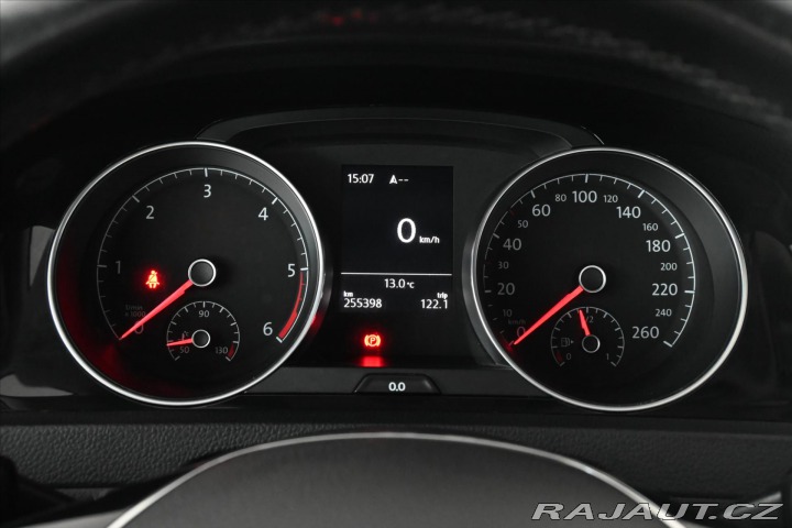 Volkswagen Golf 1,6 TDI 77kW HIGHLINE Pan 2014
