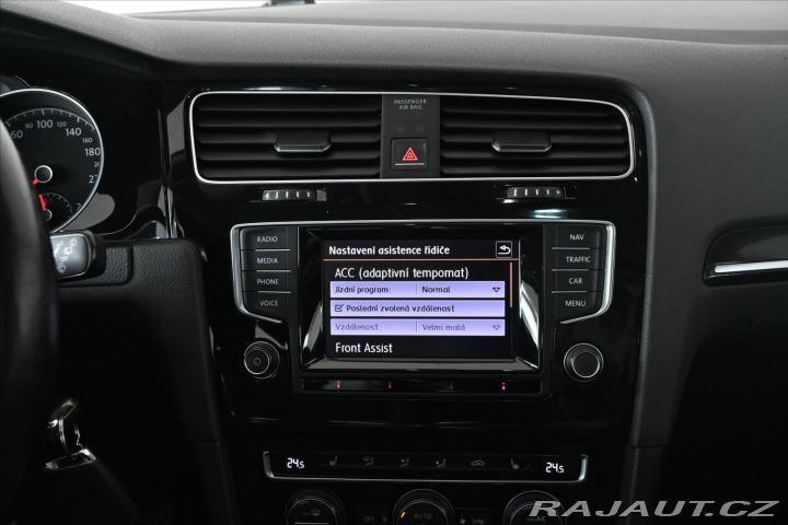 Volkswagen Golf 1,6 TDI 77kW HIGHLINE Pan 2014