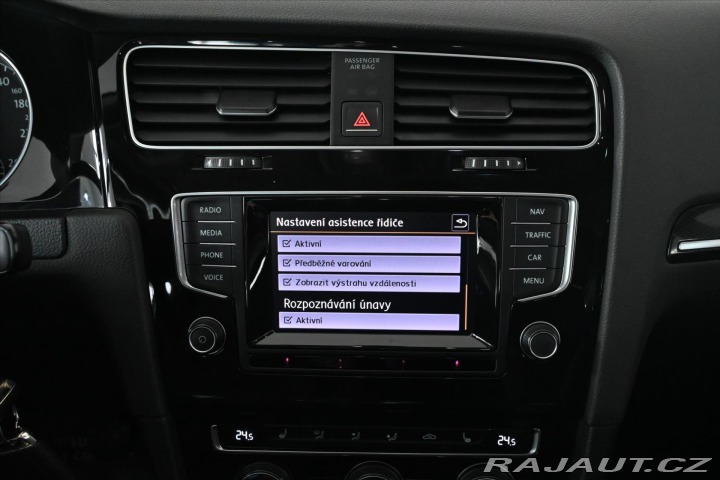 Volkswagen Golf 1,6 TDI 77kW HIGHLINE Pan 2014