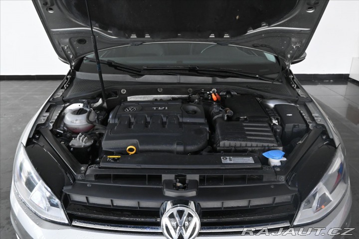Volkswagen Golf 1,6 TDI 77kW HIGHLINE Pan 2014