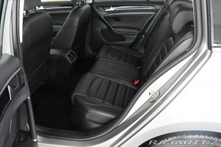 Volkswagen Golf 1,6 TDI 77kW HIGHLINE Pan 2014