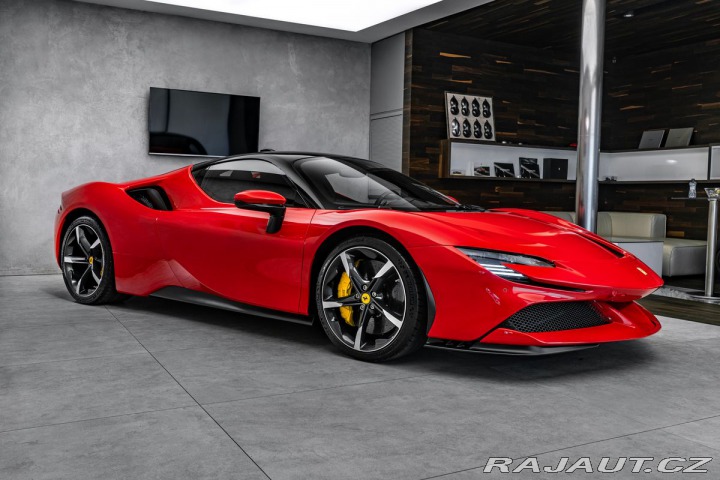 Ferrari SF90 Lift, kamera 1800