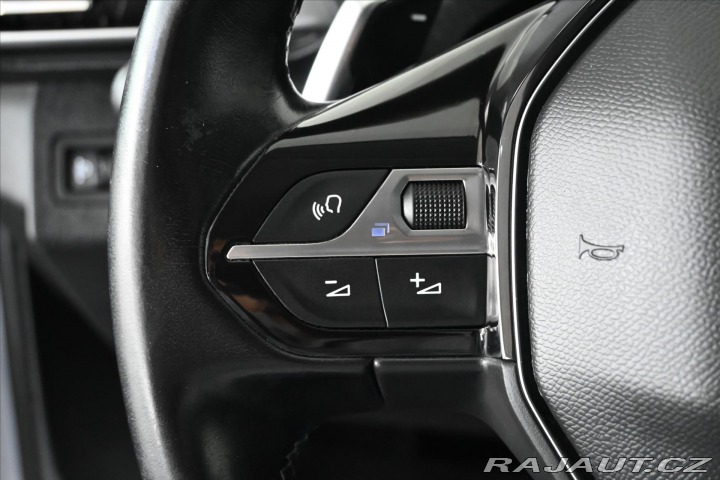 Peugeot 3008 1,5 BLUEHDI 96 kW AT/8 AL 2022
