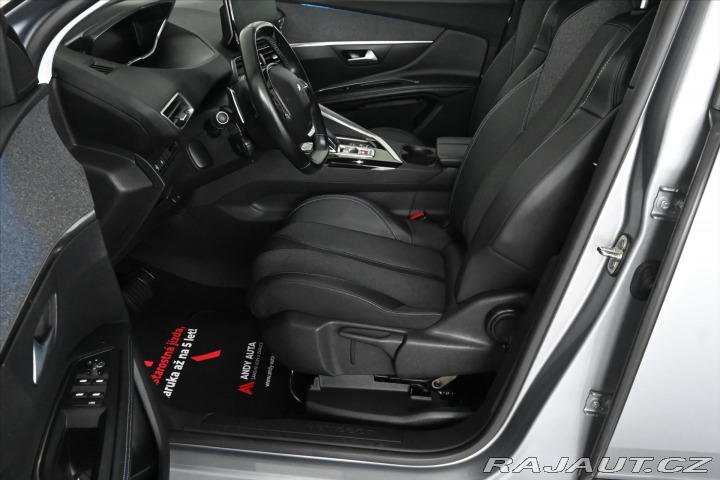 Peugeot 3008 1,5 BLUEHDI 96 kW AT/8 AL 2022