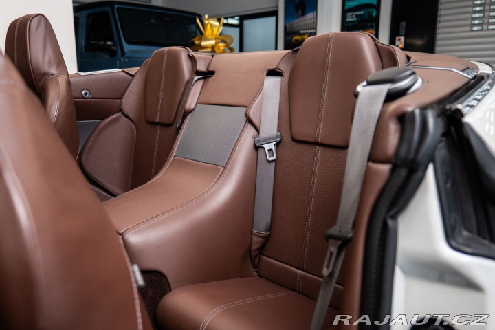 Aston Martin DB9 V12 1800