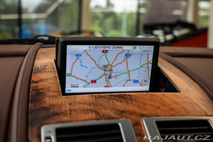 Aston Martin DB9 V12 1800