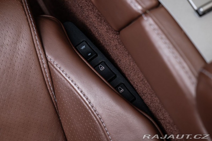 Aston Martin DB9 V12 2008
