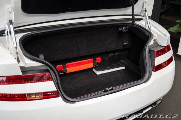 Aston Martin DB9 V12 1800