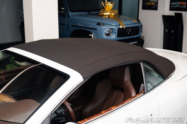 Aston Martin DB9 V12 1800