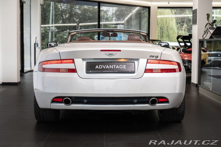 Aston Martin DB9 V12 1800