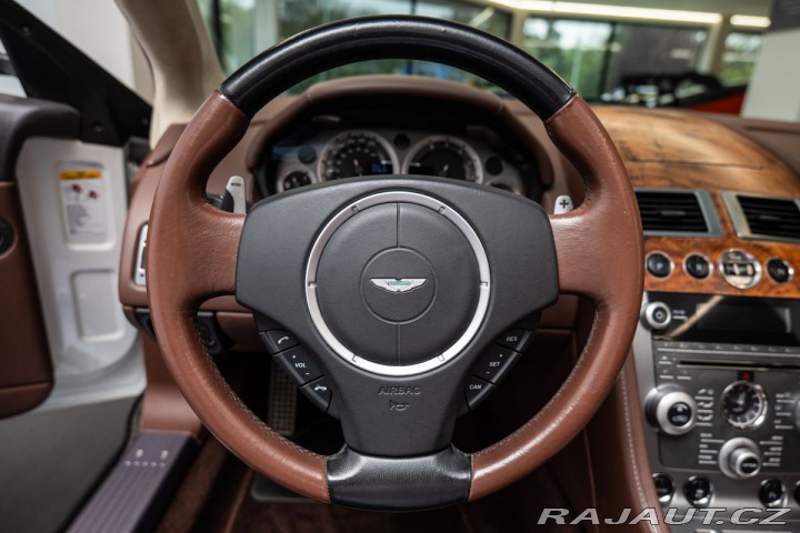 Aston Martin DB9 V12 1800