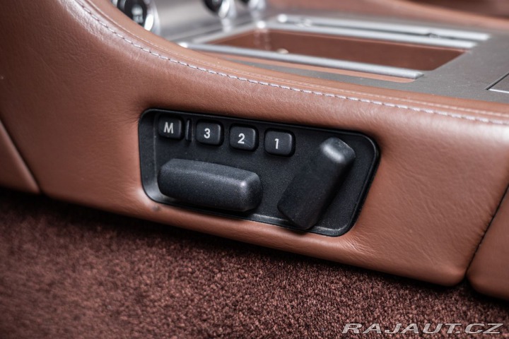 Aston Martin DB9 V12 2008