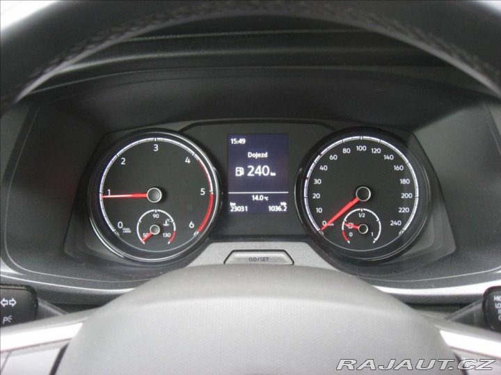 Volkswagen Transporter 2,0 TDI 150PS L2H1 Kombi 2024