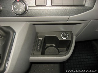 Volkswagen Transporter 2,0 TDI 150PS  L2H1 Kombi 2024
