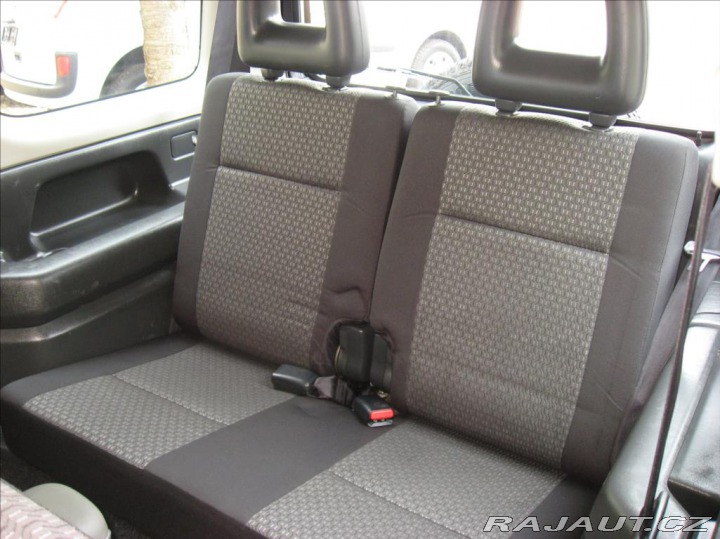 Suzuki Jimny 1,3 86PS Comfort 4x4 2011