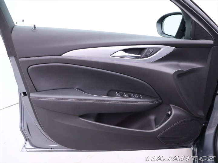 Opel Insignia 2,0 CDTi 128kW Ultimate S 2021